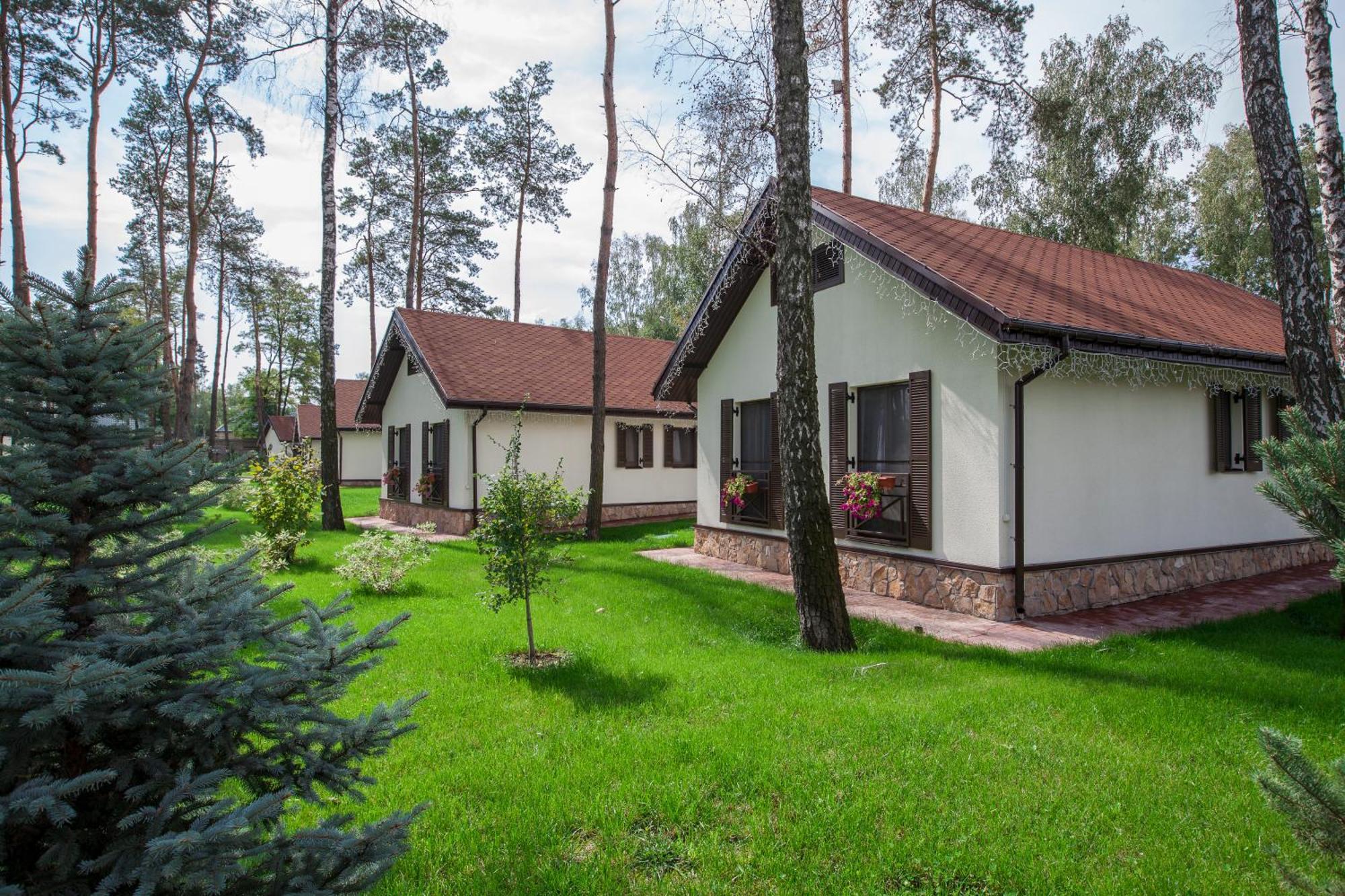 Park-Hotel Kidev Chubynske Bagian luar foto
